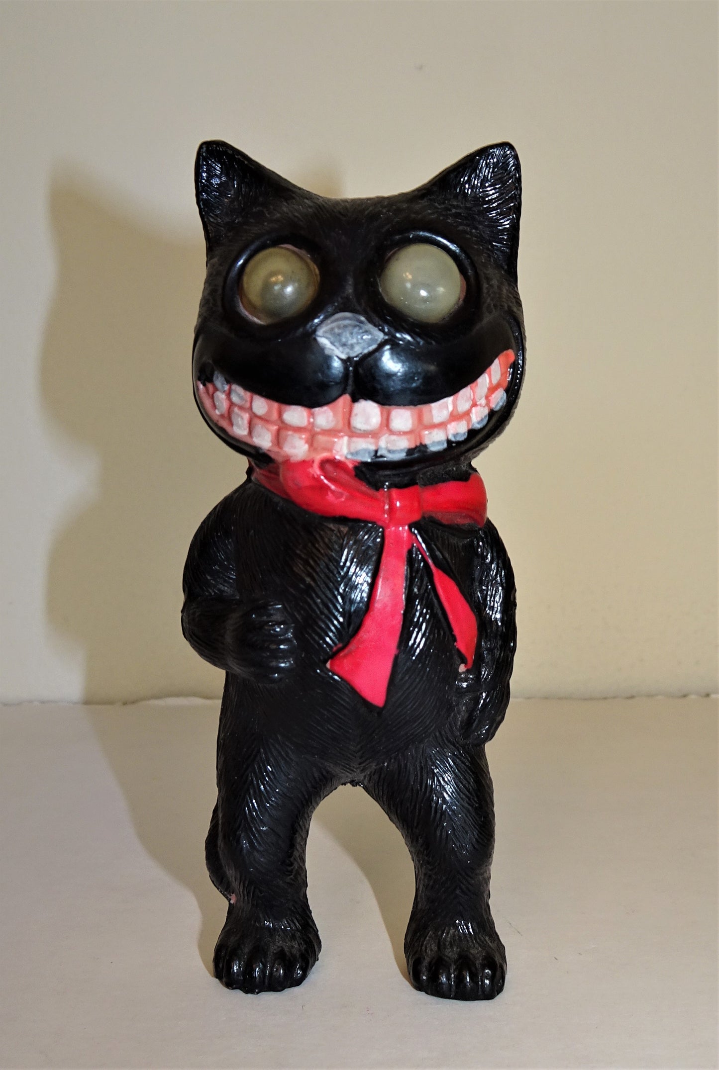 RARE Old Antique Halloween Celluloid Black Cat with Googly Eyes